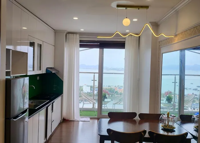 Lyly Apartment Ha Long